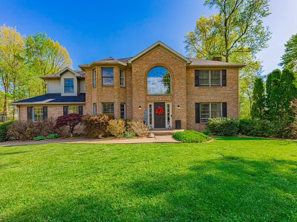 237 Knollview Dr, Evansville, IN 47711