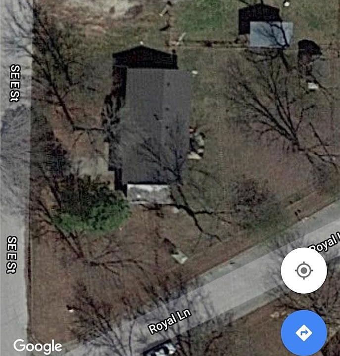 1st image of 1205 SE East St