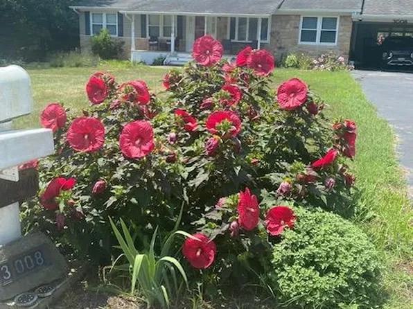 3008 Sunflower Dr, Ijamsville, MD 21754