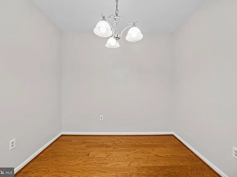 801 S Greenbrier St #215 — Photo 21
