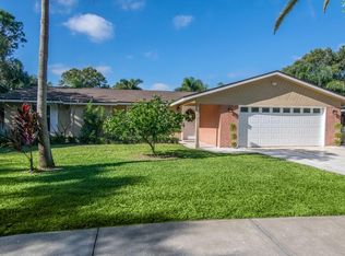 201 Forest Grove Blvd, Palm Harbor, FL 34683