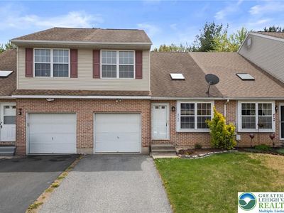 2732 Victoria Ln, Easton, PA, 18045
