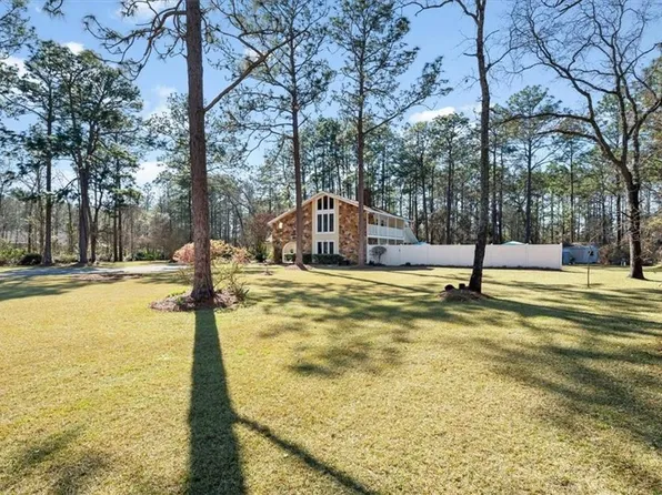 161 Maxwell Rd, Odum, GA 31555