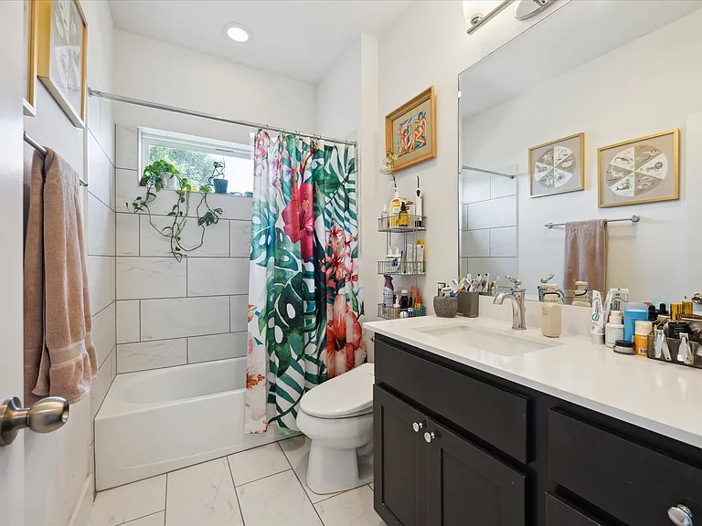 5006 Baker St #C — Photo 9