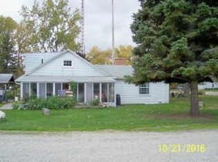 8653 Rowe Rd, Pigeon, MI 48755
