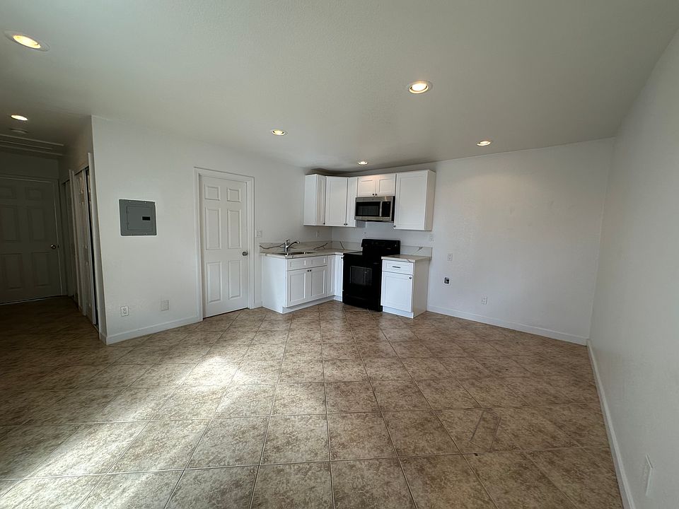 1st image of 13790 Mangowood Dr #2