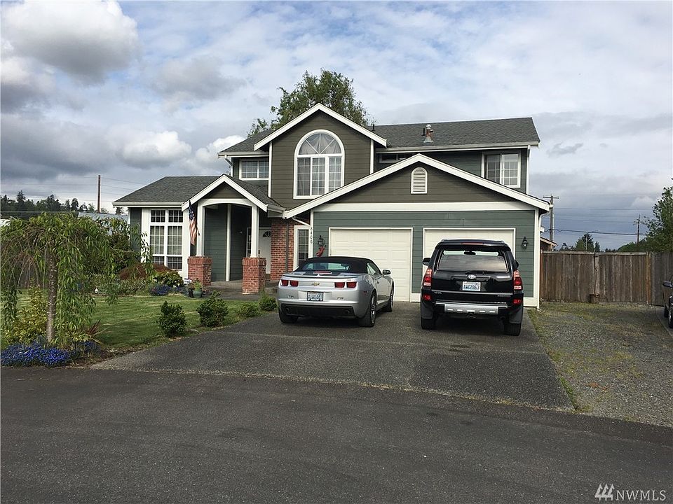 1st image of 8406 152nd Ave E