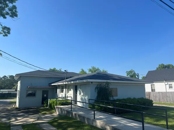 372 E College Ave, Ashburn, GA 31714