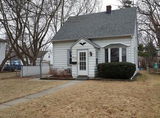 815 S 113th St, West Allis, WI 53214