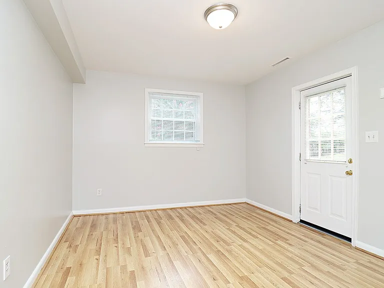 2412 Commonwealth Dr #A — Photo 18