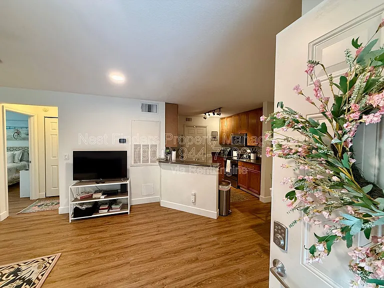 19 Arbor Club Dr #107 — Photo 4