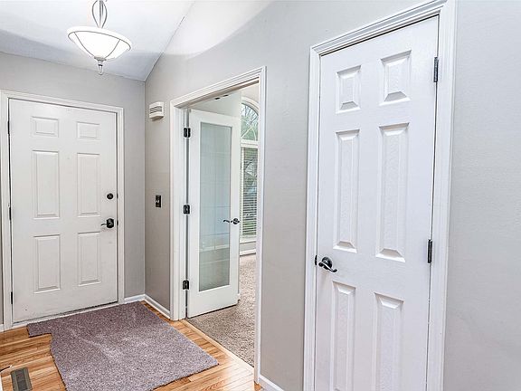 3rd image of 54547 Sagewood Dr