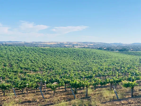 4860 Camp 8 Rd, Paso Robles, CA 93446
