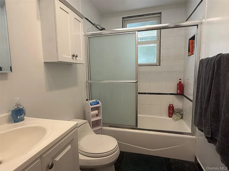 19 Cotswold Dr — Photo 11
