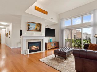 141 Main St UNIT 417, Racine, WI 53403