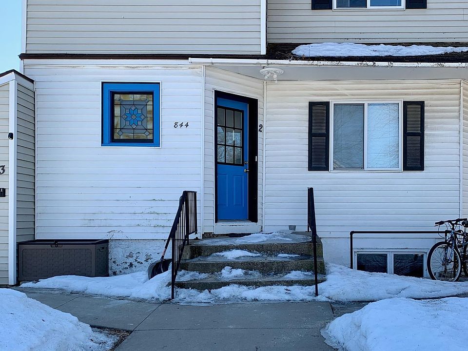 2nd image of 844 W Center St #3