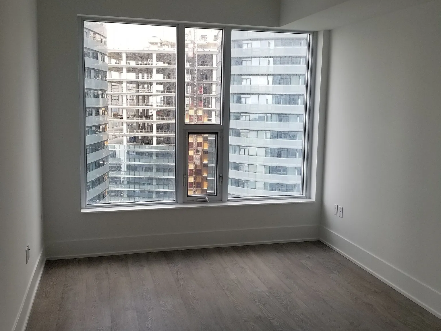 1 bed, $2,400 — Photo 3