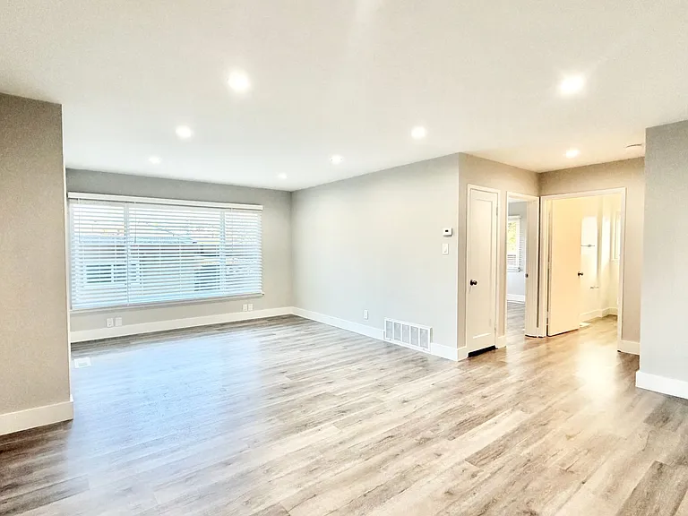 1204 Alterra — Photo 2