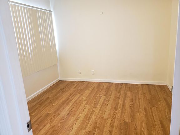 3rd image of 1720 12th Ave APT 112