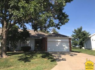 1039 Hogan Pl, Clinton, MO 64735