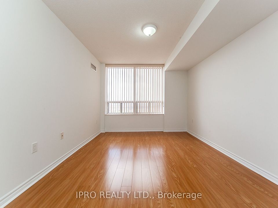 55 Strathaven Dr Mississauga, ON Zillow Apartments for Rent in