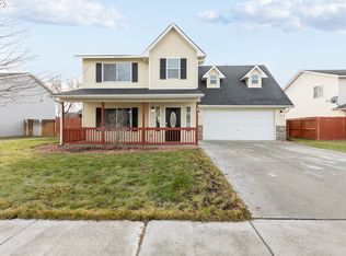 502 E Browning Ave, Hermiston, OR 97838