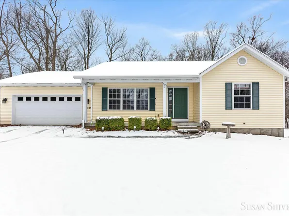 4033 Timberland Dr SE, Grand Rapids, MI 49508