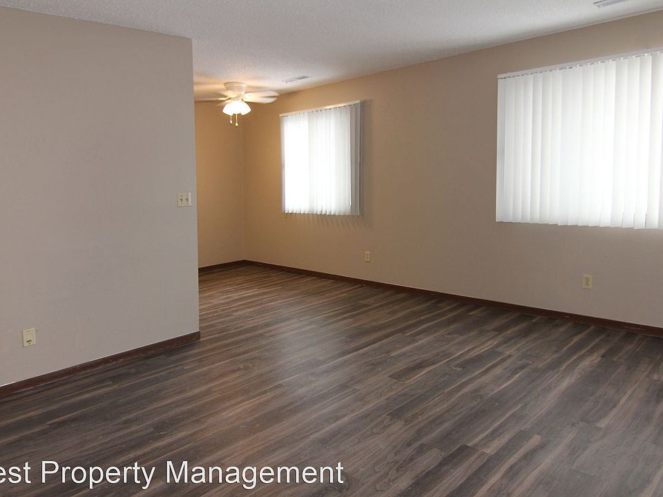 2nd image of 949A Boston Way