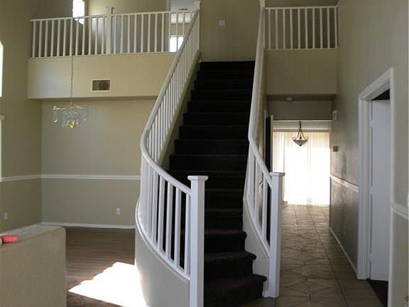 3rd image of 2421 Paradise Isle Ave