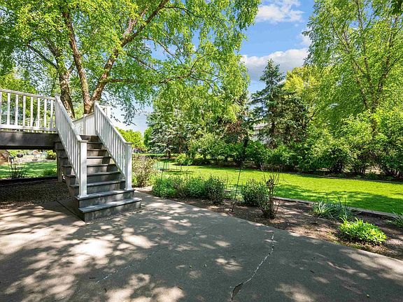 3rd image of 3551 Woodberry Pl