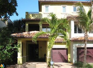 122 NE 16th Ter, Fort Lauderdale, FL 33301