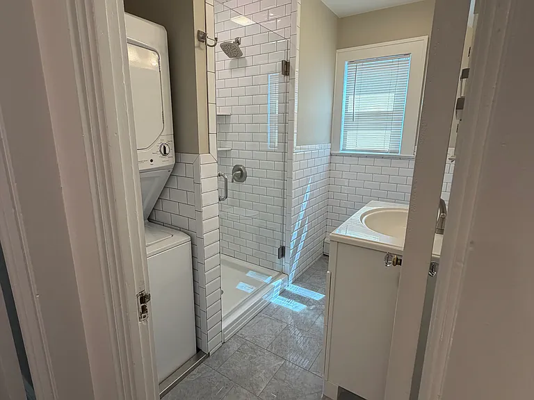 724 Teneyck Ave #2 — Photo 4