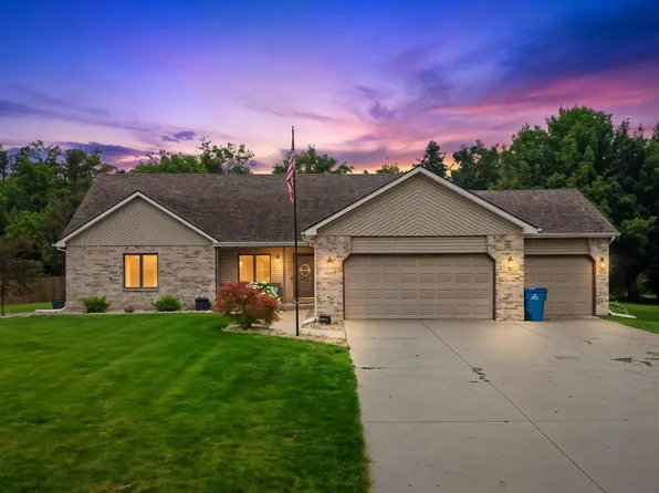 515 Meadow Ln, Ossian, IN 46777