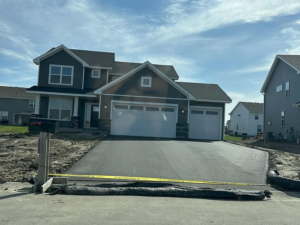 1st image of 8263 Large Ave NE