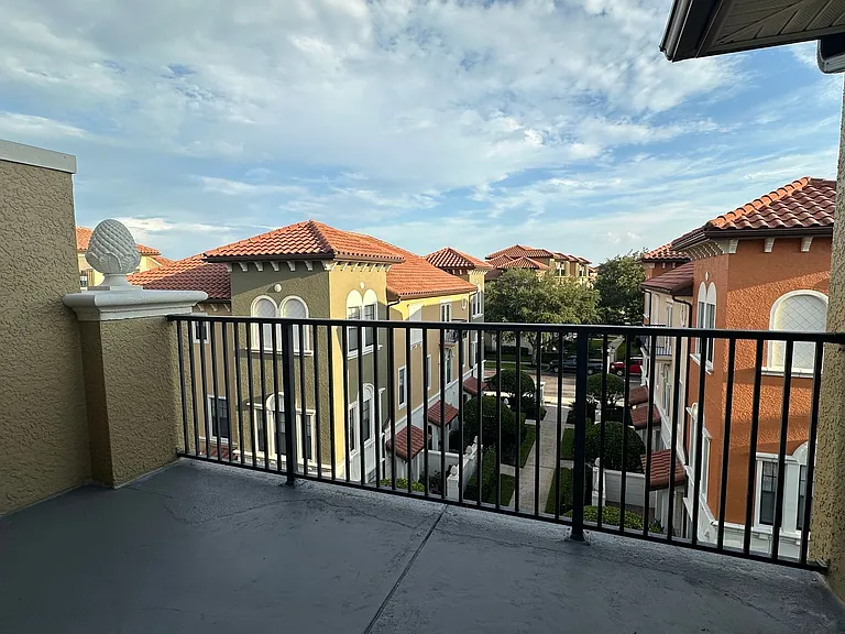 3720 Messina Dr — Photo 55