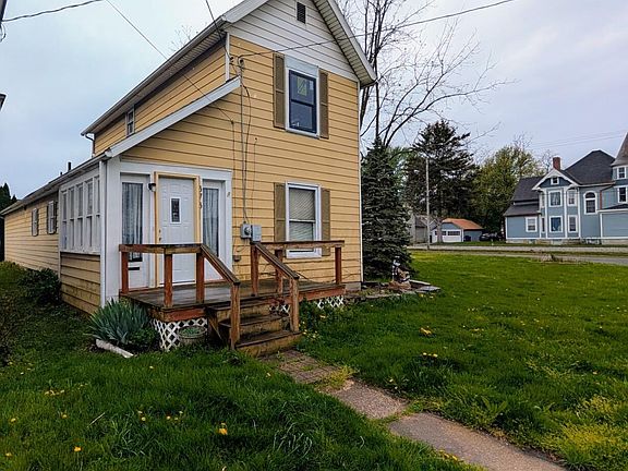 2nd image of 373 W Church St