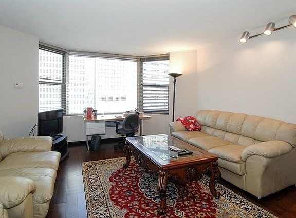 3rd image of 535 N Michigan Ave APT 1312