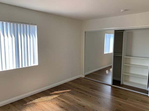 3rd image of 4424 S Centinela Ave APT 204