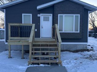 1014 N Mentzer St, Mitchell, SD 57301