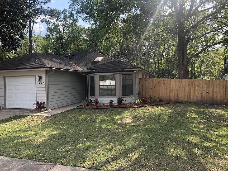 1st image of 552 Staffordshire Dr
