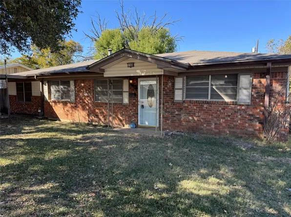 1308 W 12th St, Cisco, TX 76437