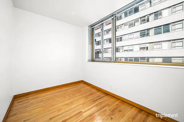 Rented by Triplemint | media 11