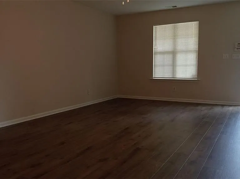 755 Crestwell Cir SW — Photo 14