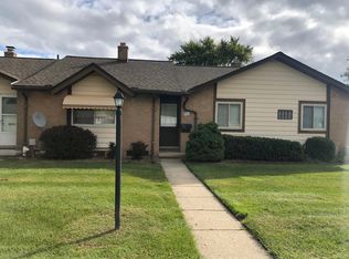 8401 Eighteen Mile Rd #257, Sterling Heights, MI 48313