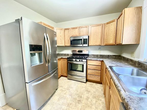 5th image of 2026 10th St