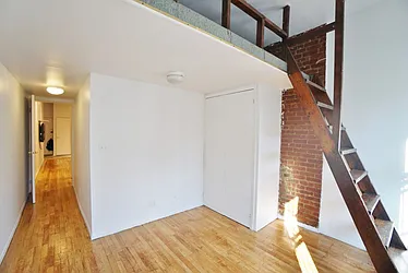 Rented by Best Apartments North Inc