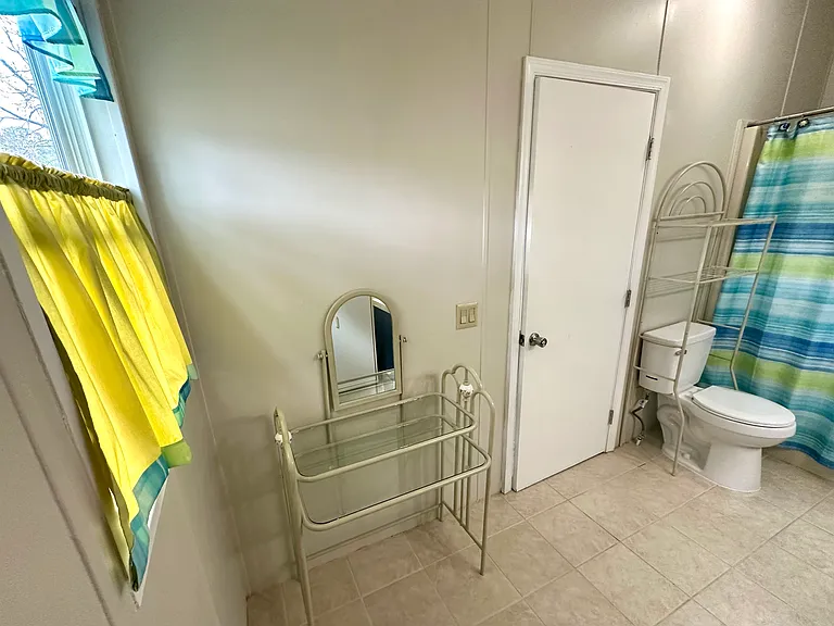 419 Quartermaster Ct — Photo 35