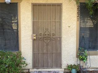 2221 Silver Pine Dr, Las Vegas, NV 89108