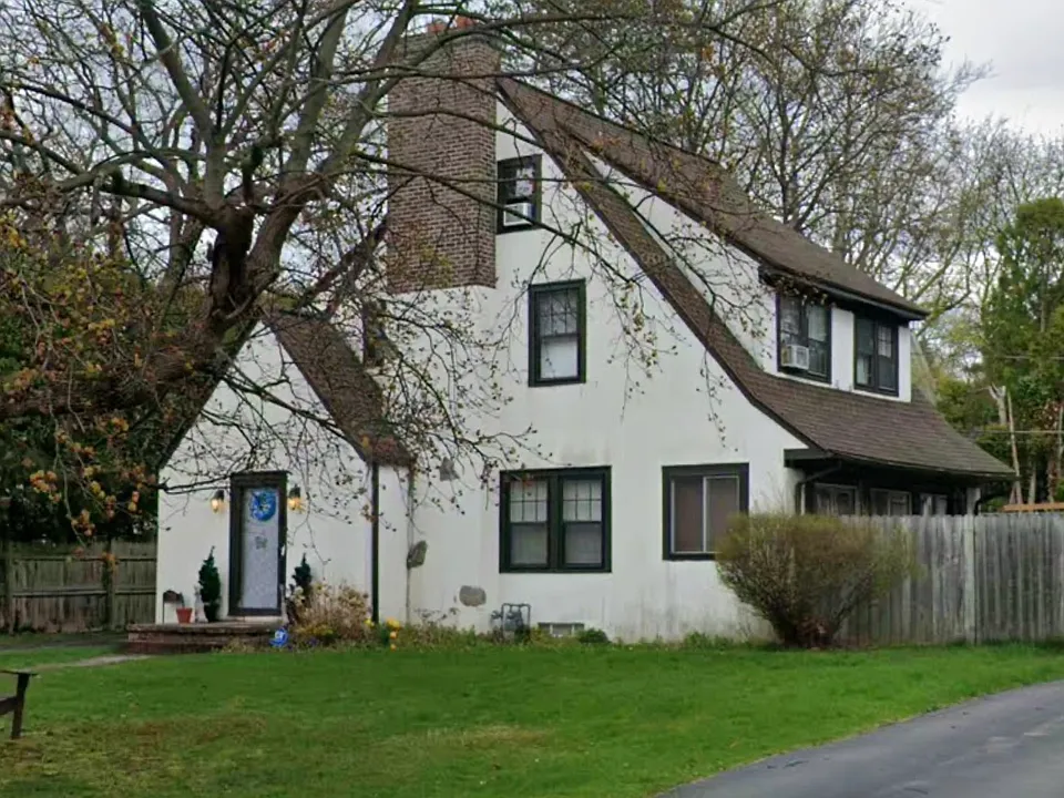 250 San Gabriel Dr