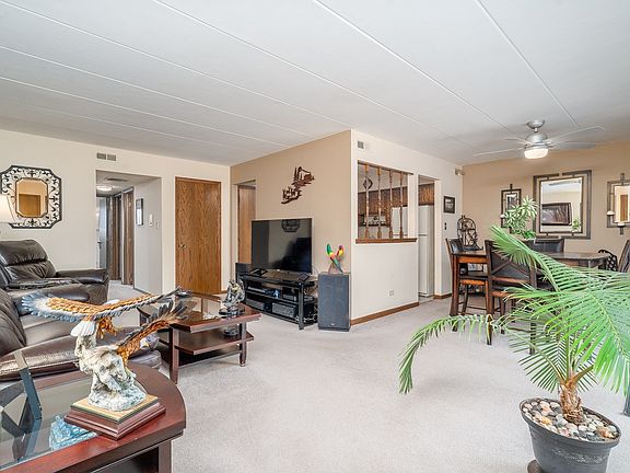3rd image of 7301 Evergreen Dr #6-2B